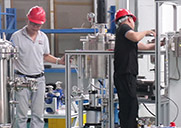 成套高壓反應(yīng)釜設(shè)備生產(chǎn)裝配示意圖